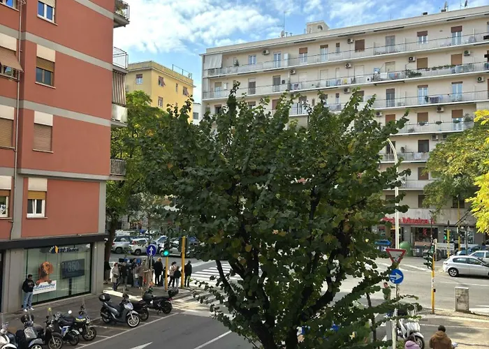 Casa Blaserna nel Cuore dello Shopping a Marconi e Trastevere